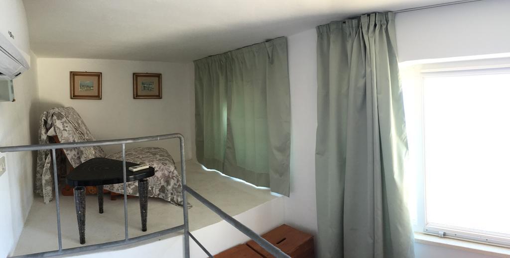 Raffaele Apartment ปอนซา ห้อง รูปภาพ
